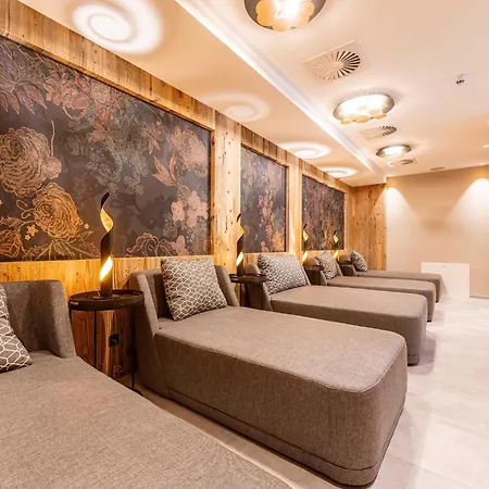 Modern With 2 Bedrooms In * Fügen